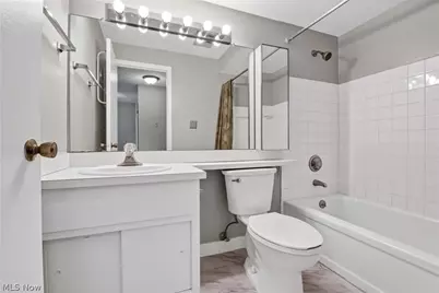 12900 Lake Avenue #1103, Oakwood, OH 44107 - Photo 16