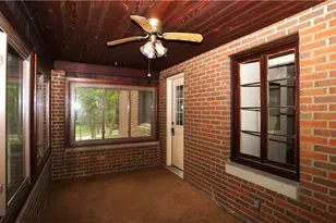 556 Royal Ave, Akron, OH 44303 - Photo 8