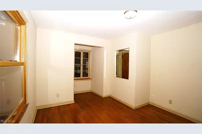 556 Royal Avenue, Akron, OH 44303 - Photo 14