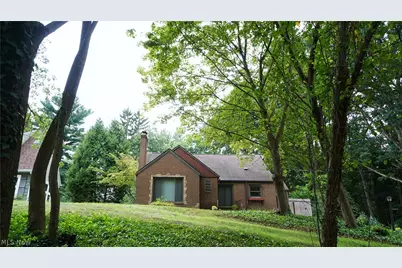 556 Royal Avenue, Akron, OH 44303 - Photo 2