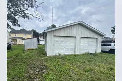 323 S 9th Street, Coshocton, OH 43812 - Photo 2