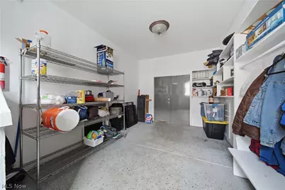 7445 Market Avenue N, Canton, OH 44721 - Photo 30