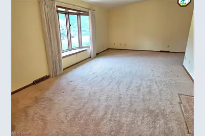 2131 Ridgebury Drive, Painesville Twp, OH 44077 - Photo 4