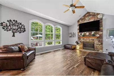 32258 Woodfield Drive, Avon Lake, OH 44012 - Photo 16