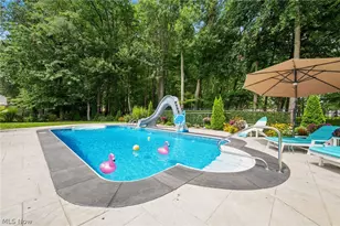 32258 Woodfield Dr, Avon Lake, OH 44012 - Photo 38