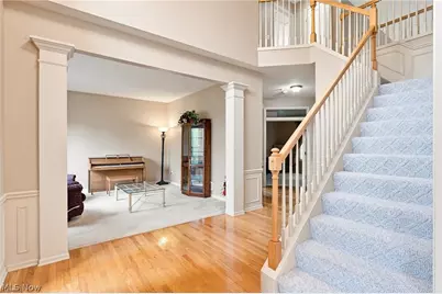 465 Wilmington Drive, Grandview Heights, OH 44147 - Photo 4
