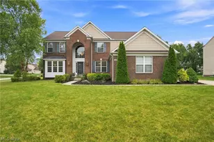 465 Wilmington Dr, Grandview Heights, OH 44147 - Photo 1