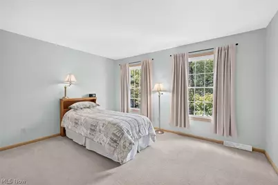 8753 Treetop Trail, Grandview Heights, OH 44147 - Photo 36