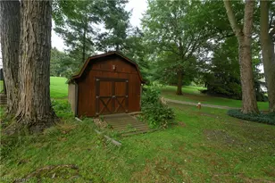 962 Shane Dr SW, Sugarcreek, OH 44681 - Photo 14