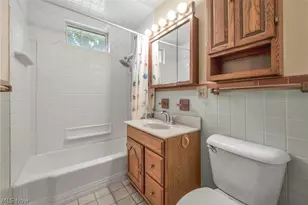 202 Roosevelt Dr, Geneva, OH 44041 - Photo 26