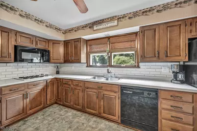 202 Roosevelt Drive, Geneva, OH 44041 - Photo 16