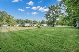 202 Roosevelt Dr, Geneva, OH 44041 - Photo 38