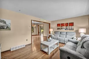202 Roosevelt Dr, Geneva, OH 44041 - Photo 10
