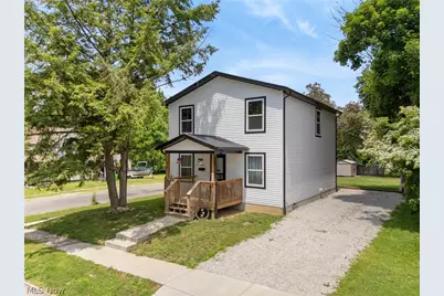 427 W Oak Street, Orrville, OH 44667 - Photo 2