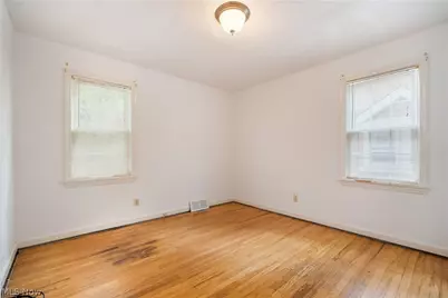 11 Ross Drive, Akron, OH 44313 - Photo 18