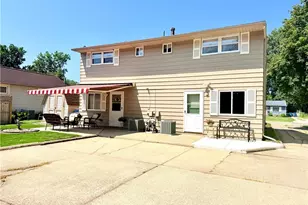 1521-1523 Missouri Ave, Lorain, OH 44052 - Photo 14