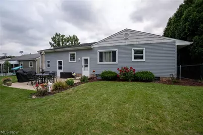 620 Dresden Drive, Hubbard, OH 44425 - Photo 24