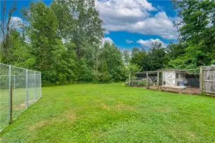2034 State St NE, Canton, OH 44721 - Photo 24
