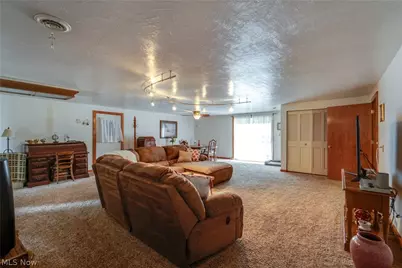 2034 State Street NE, Canton, OH 44721 - Photo 4