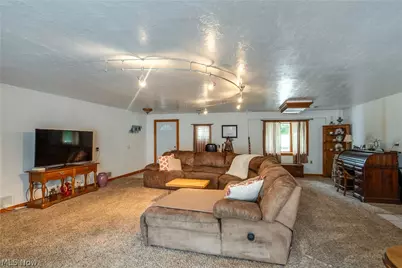 2034 State Street NE, Canton, OH 44721 - Photo 8