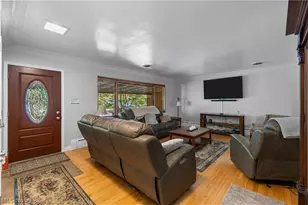 37523 Arlington Dr, Willoughby, OH 44094 - Photo 6