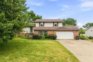 1421 44th St NE, Canton, OH 44714 - Photo 2