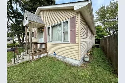 327 Franklin Avenue, Elyria, OH 44035 - Photo 4