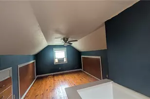 270 E 330th St, Willowick, OH 44095 - Photo 22