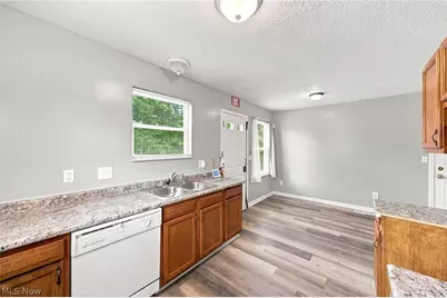 1312 E 120th Street, Loveland, OH 44106 - Photo 10