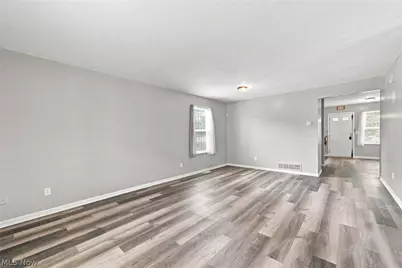 1312 E 120th Street, Loveland, OH 44106 - Photo 4