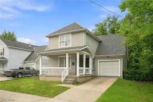 1312 E 120th St, Loveland, OH 44106 - Photo 2