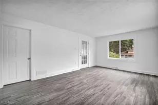 374 Frazier Ave, Akron, OH 44305 - Photo 12