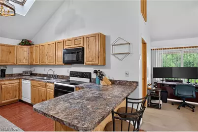 10550 Durkee Road, Grafton, OH 44044 - Photo 8