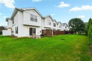 132 Sand Ct, Fairlawn, OH 44333 - Photo 2
