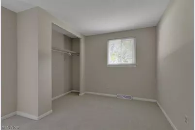 6609 Debbie Drive, North Ridgeville, OH 44039 - Photo 18