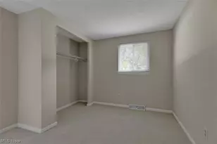 6609 Debbie Dr, North Ridgeville, OH 44039 - Photo 18
