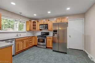 6609 Debbie Dr, North Ridgeville, OH 44039 - Photo 10