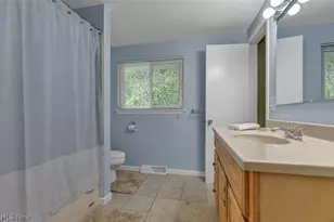 6609 Debbie Dr, North Ridgeville, OH 44039 - Photo 20