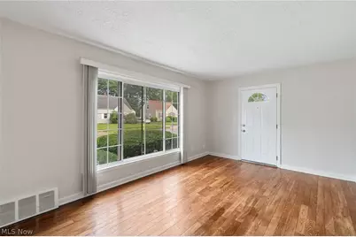 1335 Greenwood Avenue, Akron, OH 44320 - Photo 6
