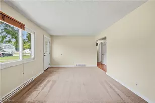 5839 Lake Rd, Mentor on the Lake, OH 44060 - Photo 8