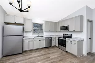 3725 Rome Dr, New Franklin, OH 44319 - Photo 18