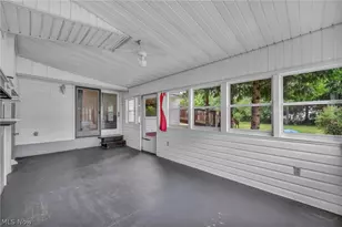131 Yunker Ct, Elyria, OH 44035 - Photo 44