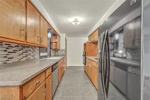 131 Yunker Ct, Elyria, OH 44035 - Photo 14