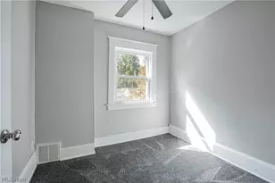 486 Sumatra Ave, Akron, OH 44305 - Photo 18