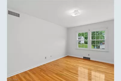2724 Olentangy Drive, Akron, OH 44333 - Photo 20