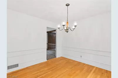 2724 Olentangy Drive, Akron, OH 44333 - Photo 6