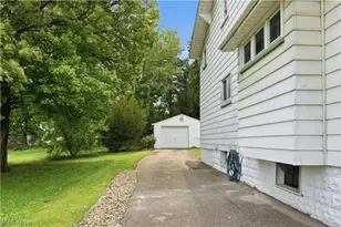 521 Cambridge Ave, Youngstown, OH 44502 - Photo 4