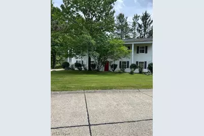 119 Burlington Oval Drive #10, Chardon, OH 44024 - Photo 1