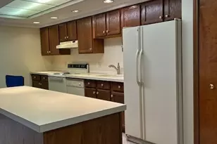 119 Burlington Oval Dr, Chardon, OH 44024 - Photo 8
