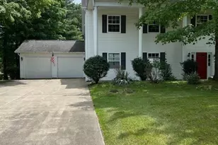 119 Burlington Oval Dr, Chardon, OH 44024 - Photo 2